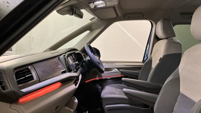 Volkswagen Multivan 2.0 TDI Style 5dr DSG Diesel Estate